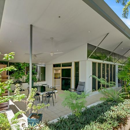 Sanctuary Palm Cove Aparthotel Exterior photo
